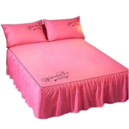 Luxurious Durable Bed Covers Pure Color Bedspreads (Red)